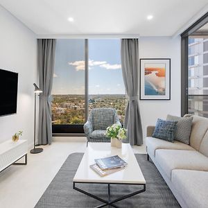 Meriton Suites George Street, Parramatta